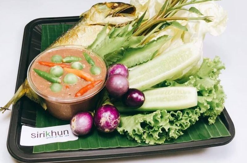 รูปน้ำพริกปลาทูทอด